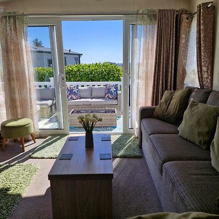 Saint Florence Beautiful 2 Bedroom Caravan, Holiday Park Tenby מראה חיצוני תמונה
