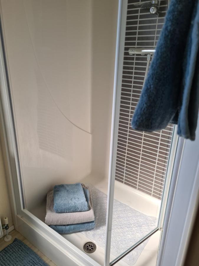 Saint Florence Beautiful 2 Bedroom Caravan, Holiday Park Tenby מראה חיצוני תמונה