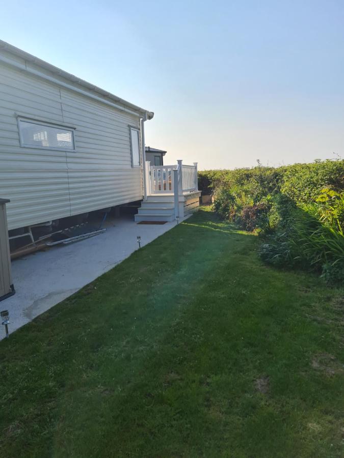 Saint Florence Beautiful 2 Bedroom Caravan, Holiday Park Tenby מראה חיצוני תמונה