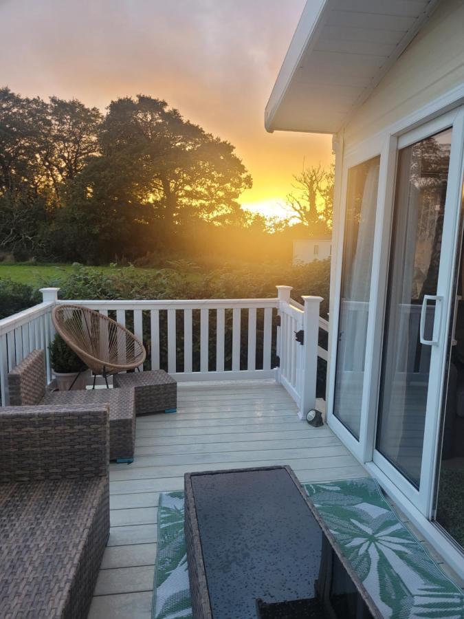 Saint Florence Beautiful 2 Bedroom Caravan, Holiday Park Tenby מראה חיצוני תמונה